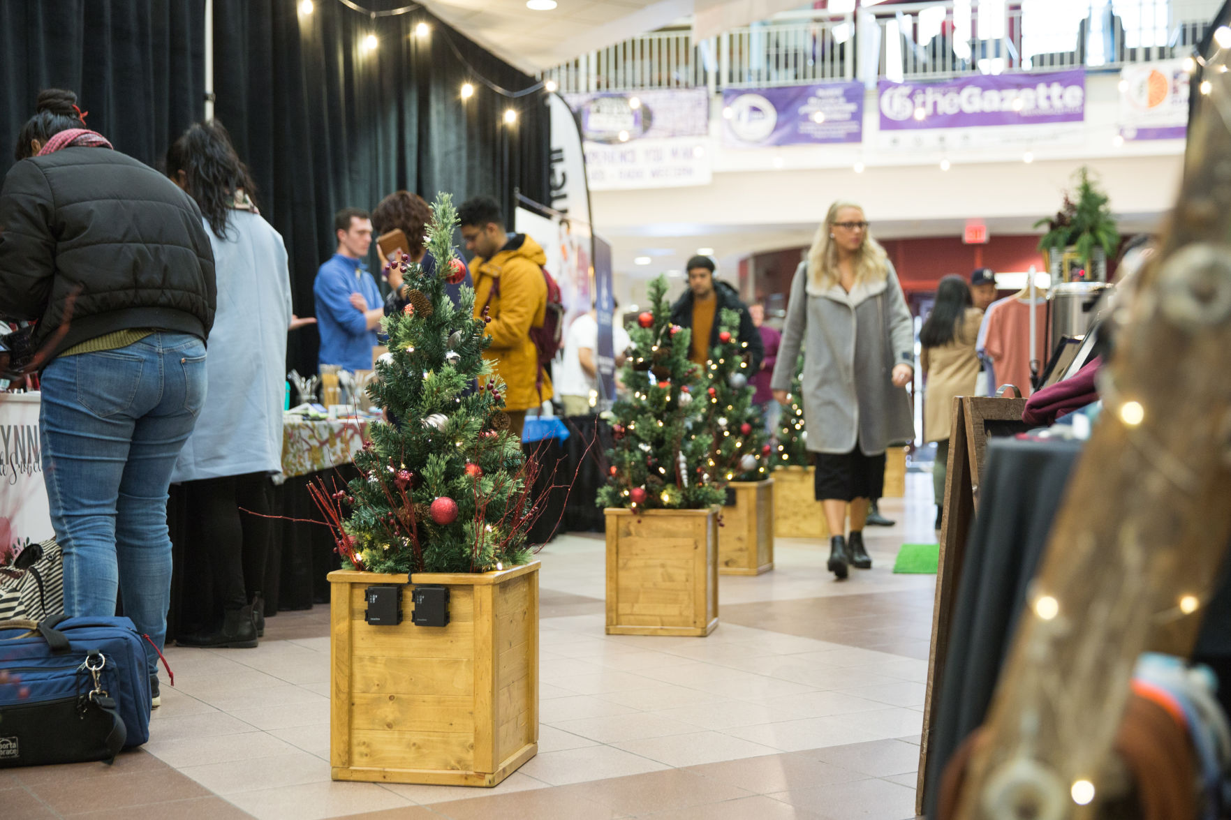 Christmas Market - Lucy Villeneuve.jpg